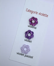 Charger l&#39;image dans la galerie, Boucle d&#39;oreille fleur, collection violette
