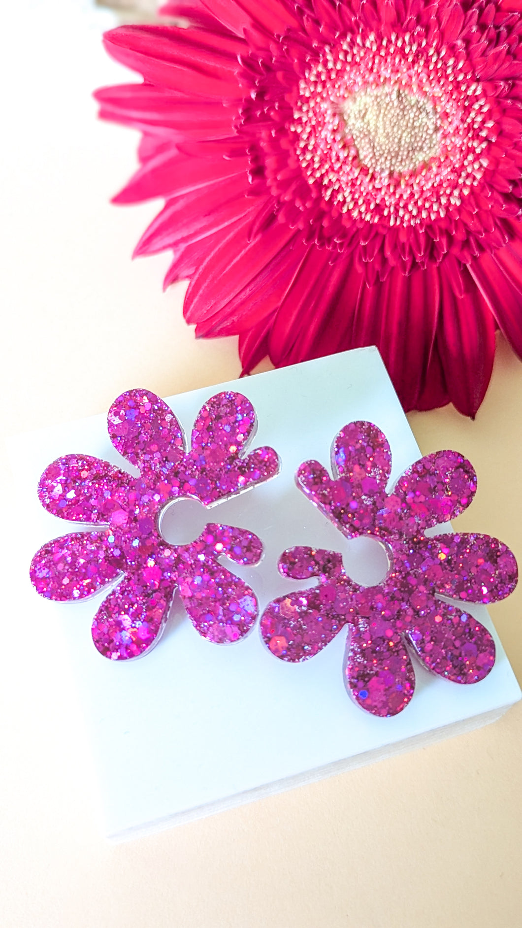Boucles d'oreilles maxi fleur fushia
