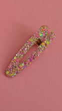 Charger l'image dans la galerie, Barrette pailletée - confettis polaire
