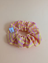 Charger l'image dans la galerie, Chouchou vichy vanille fraise
