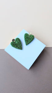 Boucle d'oreille cœur résine vert pomme