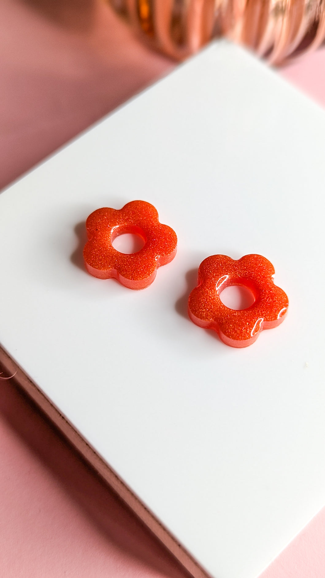 Pampilles résine époxy rouille | fleur petit format