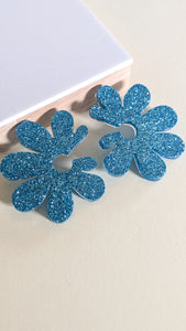 Boucles d'oreilles maxi fleur bleue