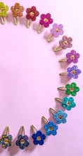Charger l&#39;image dans la galerie, Barrette fleur pailletée - bleu polaire
