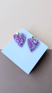 Boucle d'oreille cœur résine violet