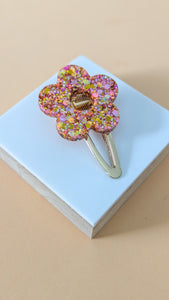 Barrette fleur pailletée - multicolore (orange/ doré/ rose)