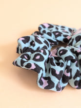 Charger l'image dans la galerie, Chouchou double gaze leo vert et rose
